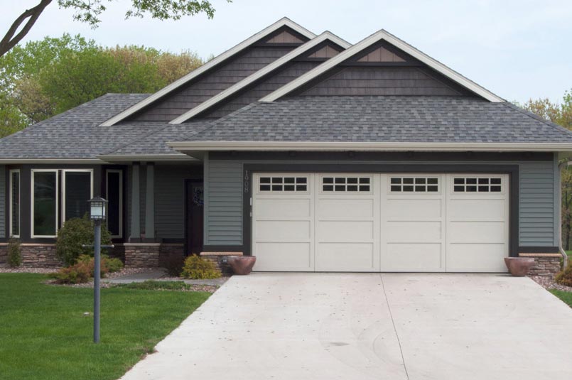 Benefits of Insulated Garage Doors: Homeowner’s Guide