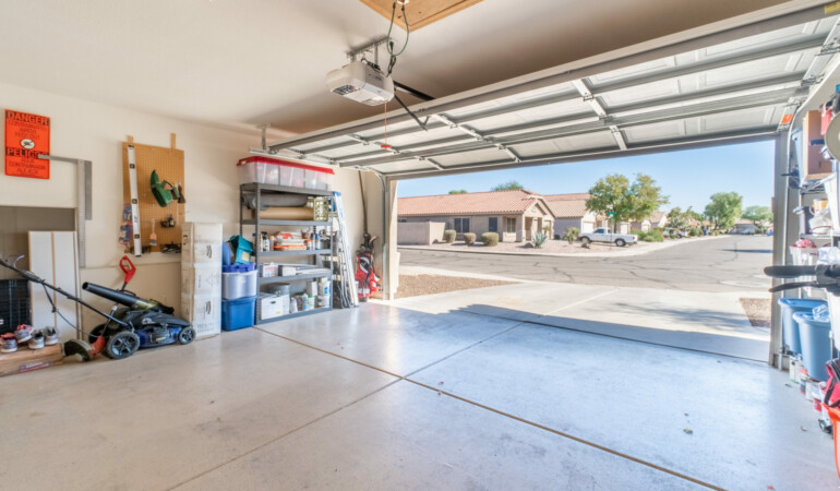 garage door inspection for broken hinges