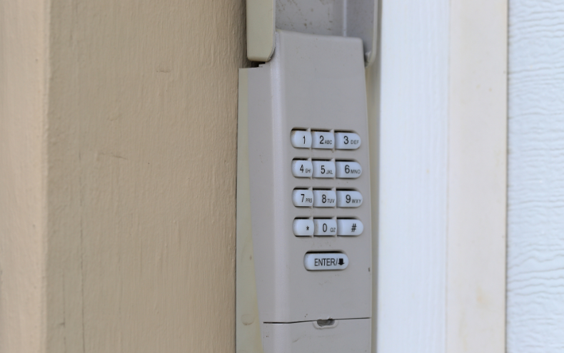 what is a garage door keypad What Is a Garage Door Keypad and How Does It Work?
