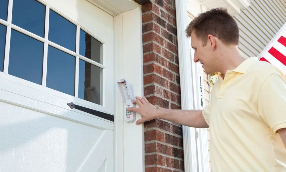 garage door keypad troubleshooting guide Garage Door Keypad Troubleshooting Guide for Homeowners
