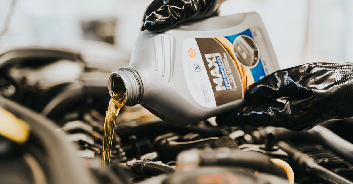 How to Choose the Right Garage Door Lubricant
